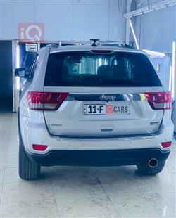 جیپ گراند شیرۆکی